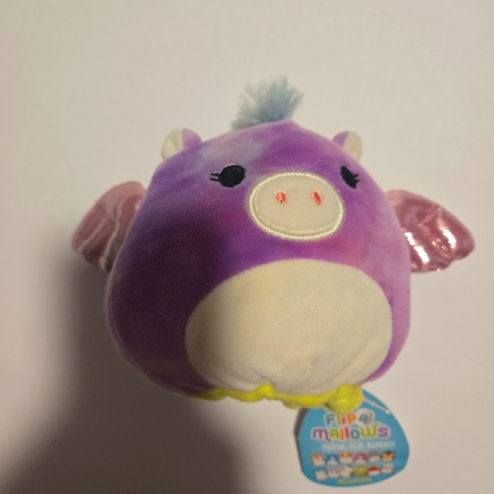 Squishmallow flip a mallow pegasus/llama